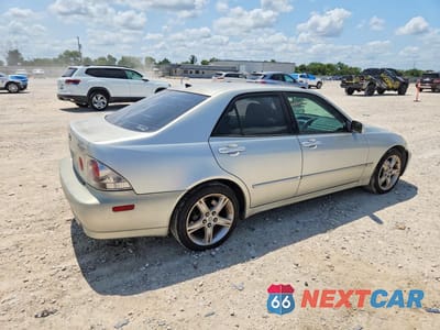 Trzecie zdjęcie samochodu z tyłu: 2003 LEXUS IS 300 BASE VIN:JTHBD192130073551 - miniatura