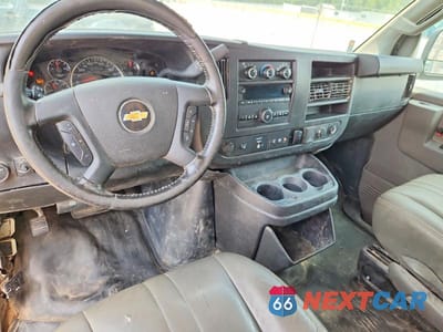 Zdjęcie 8 z 13 samochodu: 2021 CHEVROLET EXPRESS G3500 VIN:1GB0GSF71M1144866 - miniatura