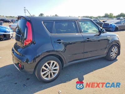 Trzecie zdjęcie samochodu z tyłu: 2018 KIA SOUL + VIN:KNDJP3A51J7516596 - miniatura