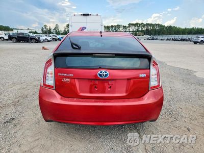 Zdjęcie 6 z 12 samochodu: 2014 TOYOTA PRIUS TWO VIN:JTDKN3DU9E1773933 - miniatura
