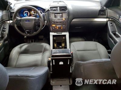 Zdjęcie 8 z 13 samochodu: 2018 FORD EXPLORER POLICE INTERCEPTOR VIN:1FM5K8AR8JGB19592 - miniatura