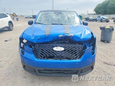 Piąte zdjęcie samochodu w środku: 2025 FORD MAVERICK XLT VIN:3FTTW8J31SRA65316 - miniatura