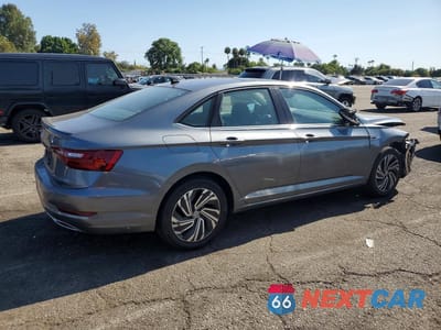 Trzecie zdjęcie samochodu z tyłu: 2021 VOLKSWAGEN JETTA SEL PREMIUM VIN:3VWG57BU3MM037584 - miniatura