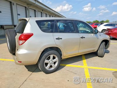 Trzecie zdjęcie samochodu z tyłu: 2008 TOYOTA RAV4 BASE VIN:JTMZD33V286057619 - miniatura