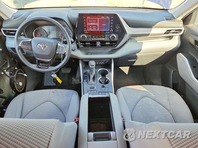 Zdjęcie 8 z 14 samochodu: 2020 TOYOTA HIGHLANDER L VIN:5TDCZRBH8LS509457 - miniatura
