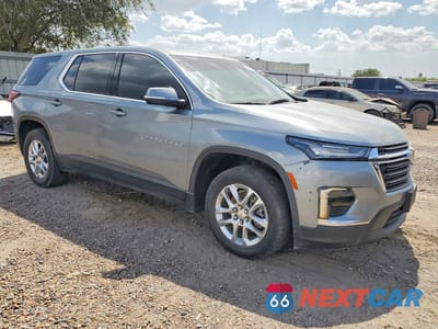 Czwarte zdjęcie samochodu z boku: 2023 CHEVROLET TRAVERSE LS VIN:1GNERFKW9PJ135506 - miniatura