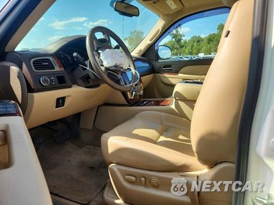 Zdjęcie 7 z 12 samochodu: 2013 CHEVROLET AVALANCHE LTZ VIN:3GNMCGE02DG257518 - miniatura