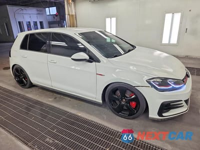 Czwarte zdjęcie samochodu z boku: 2020 VOLKSWAGEN GTI S VIN:3VW5T7AU4LM002209 - miniatura