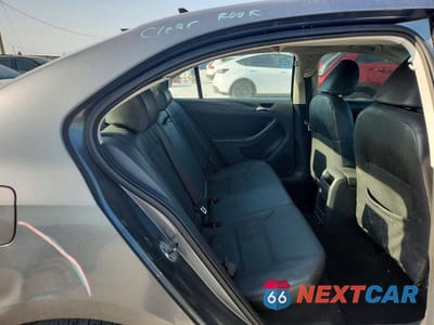 Zdjęcie 10 z 13 samochodu: 2011 VOLKSWAGEN JETTA SE VIN:3VWDZ7AJ5BM315638 - miniatura