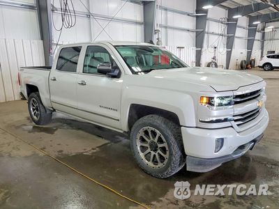 Czwarte zdjęcie samochodu z boku: 2017 CHEVROLET SILVERADO K1500 LTZ VIN:3GCUKSEC4HG127402 - miniatura