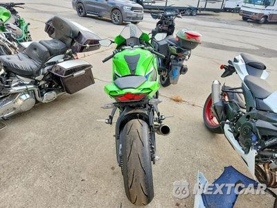 Czwarte zdjęcie samochodu z boku: 2026 KAWASAKI ZX1003 A VIN:JKBZXXA18TA001324 - miniatura
