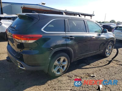 Trzecie zdjęcie samochodu z tyłu: 2017 TOYOTA HIGHLANDER HYBRID LIMITED VIN:5TDDGRFH8HS027163 - miniatura