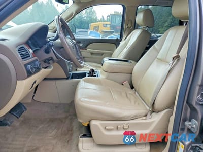 Zdjęcie 7 z 13 samochodu: 2011 GMC YUKON SLT VIN:1GKS2CE01BR238178 - miniatura