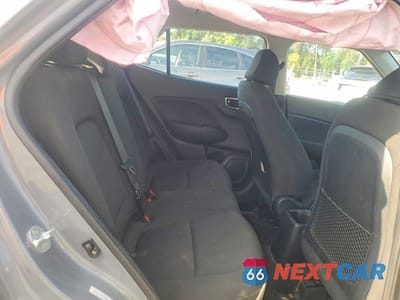 Zdjęcie 10 z 13 samochodu: 2021 HYUNDAI VENUE SE VIN:KMHRB8A3XMU099848 - miniatura
