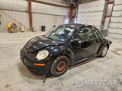 2010 VOLKSWAGEN NEW BEETLE 3VWPW3AG0AM019007 - główne zdjęcie licytacji z USA - miniatura