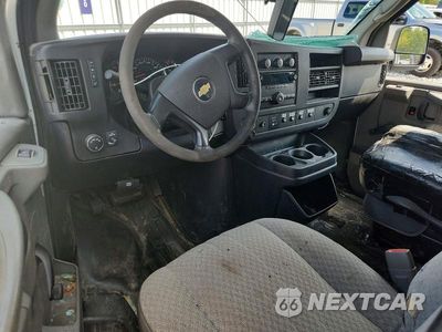 Zdjęcie 8 z 12 samochodu: 2013 CHEVROLET EXPRESS G2500 VIN:1GCWGFCA0D1193733 - miniatura