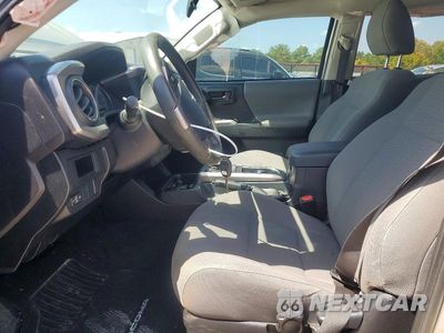 Zdjęcie 7 z 12 samochodu: 2016 TOYOTA TACOMA SR5 V6 VIN:5TFAZ5CN3GX017892 - miniatura