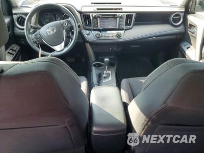 Zdjęcie 8 z 13 samochodu: 2018 TOYOTA RAV4 XLE VIN:2T3RFREV2JW778618 - miniatura