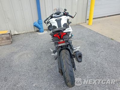 Czwarte zdjęcie samochodu z boku: 2024 CF MOTO 450SS VIN:LCEPESLA9R6021374 - miniatura