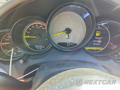 Zdjęcie 9 z 13 samochodu: 2017 PORSCHE CAYENNE SE HYBRID PLATINUM VIN:WP1AE2A24HLA74953 - miniatura