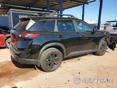 Trzecie zdjęcie samochodu z tyłu: 2025 NISSAN ROGUE ROCK CREEK VIN:5N1BT3BB1SC848384 - miniatura