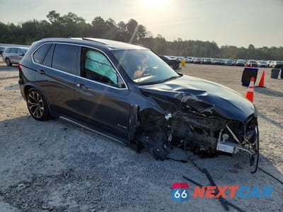 Czwarte zdjęcie samochodu z boku: 2017 BMW X5 XDRIVE35I VIN:5UXKR0C39H0X82880 - miniatura