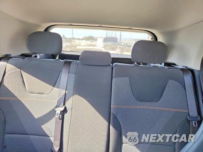 Zdjęcie 10 z 13 samochodu: 2025 KIA NIRO LX VIN:KNDCP3LE3S5285820 - miniatura
