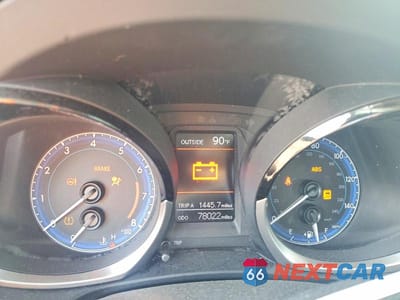 Zdjęcie 9 z 12 samochodu: 2014 TOYOTA COROLLA S PLUS VIN:2T1BURHE8EC093574 - miniatura