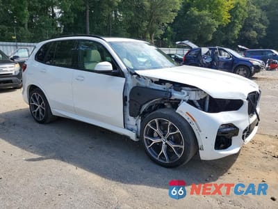 Czwarte zdjęcie samochodu z boku: 2020 BMW X5 XDRIVE40I VIN:5UXCR6C03L9C49959 - miniatura