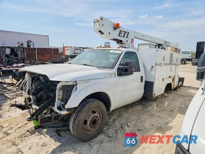 2011 FORD F350 SUPER DUTY BUCKET TRUCK 1FDRF3G61BEA42227 - główne zdjęcie licytacji z USA - miniatura