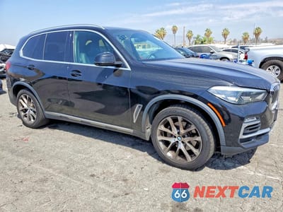 Czwarte zdjęcie samochodu z boku: 2019 BMW X5 XDRIVE40I VIN:5UXCR6C54KLL07071 - miniatura