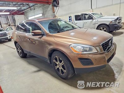 Czwarte zdjęcie samochodu z boku: 2012 VOLVO XC60 T6 VIN:YV4902DZ0C2240103 - miniatura