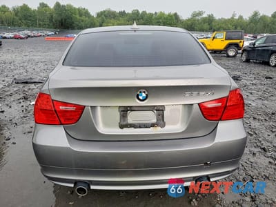 Zdjęcie 6 z 12 samochodu: 2010 BMW 335 XI VIN:WBAPL3C52AA408510 - miniatura