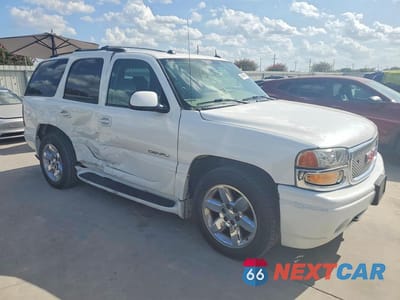 Czwarte zdjęcie samochodu z boku: 2004 GMC YUKON DENALI VIN:1GKEK63U54J273067 - miniatura