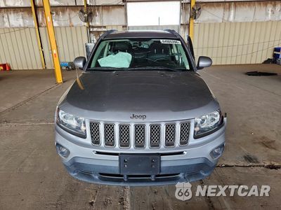 Piąte zdjęcie samochodu w środku: 2017 JEEP COMPASS LATITUDE VIN:1C4NJDEB3HD125325 - miniatura