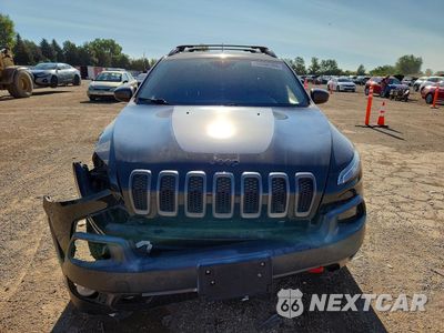 Piąte zdjęcie samochodu w środku: 2017 JEEP CHEROKEE TRAILHAWK VIN:1C4PJMBS2HW616325 - miniatura