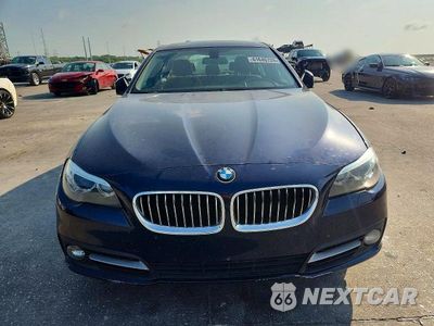 Piąte zdjęcie samochodu w środku: 2016 BMW 528 I VIN:WBA5A5C54GD529099 - miniatura