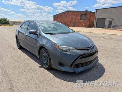 2017 TOYOTA COROLLA LE 5YFBURHE7HP604728 - główne zdjęcie licytacji z USA - miniatura