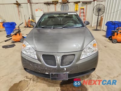 Piąte zdjęcie samochodu w środku: 2006 PONTIAC G6 GTP VIN:1G2ZM361564285300 - miniatura