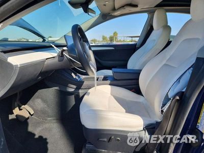 Zdjęcie 7 z 12 samochodu: 2024 TESLA MODEL Y VIN:7SAYGAEE6RF984328 - miniatura