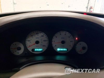 Zdjęcie 9 z 13 samochodu: 2002 CHRYSLER TOWN & COUNTRY EX VIN:2C8GP74L32R761779 - miniatura