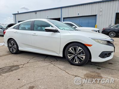 Czwarte zdjęcie samochodu z boku: 2017 HONDA CIVIC EXL VIN:19XFC1F77HE011303 - miniatura