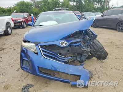 Piąte zdjęcie samochodu w środku: 2011 TOYOTA CAMRY BASE VIN:4T1BF3EK5BU639100 - miniatura