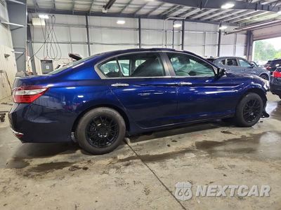Trzecie zdjęcie samochodu z tyłu: 2016 HONDA ACCORD LX VIN:1HGCR2F34GA062538 - miniatura