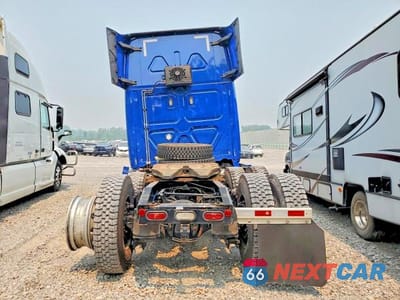 Zdjęcie 6 z 11 samochodu: 2024 FREIGHTLINER CASCADIA VIN:3AKJHHDR8RSVB0685 - miniatura