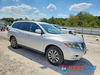 Czwarte zdjęcie samochodu z boku: 2013 NISSAN PATHFINDER S VIN:5N1AR2MM6DC631564 - miniatura
