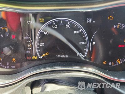 Zdjęcie 9 z 13 samochodu: 2016 JEEP GRAND CHEROKEE LIMITED VIN:1C4RJFBG3GC441051 - miniatura
