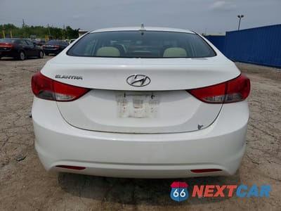 Zdjęcie 6 z 12 samochodu: 2011 HYUNDAI ELANTRA GLS VIN:5NPDH4AE8BH059525 - miniatura
