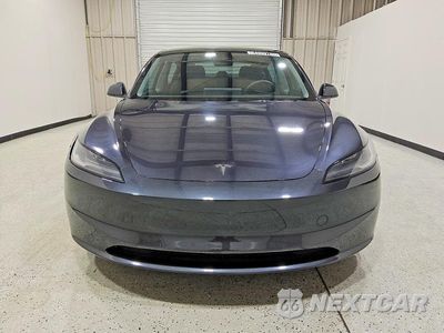 Piąte zdjęcie samochodu w środku: 2024 TESLA MODEL 3 VIN:5YJ3E1EB9RF750459 - miniatura