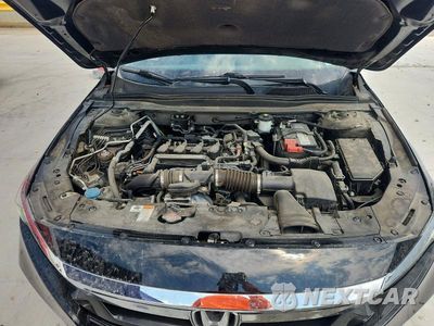 Zdjęcie 11 z 13 samochodu: 2018 HONDA ACCORD TOURING VIN:1HGCV1F96JA171049 - miniatura